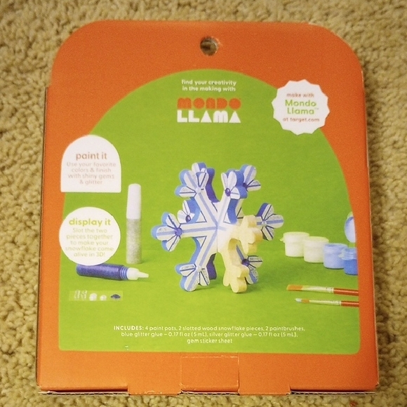 Mondo Llama Paint-Your-Own Wood Snowflake Kit - Picture 2 of 4